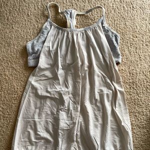Lululemon tank w/built in sports bra